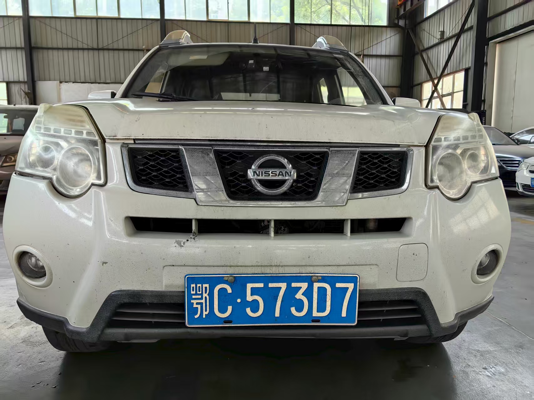 日產(chǎn)牌 鄂C573D7